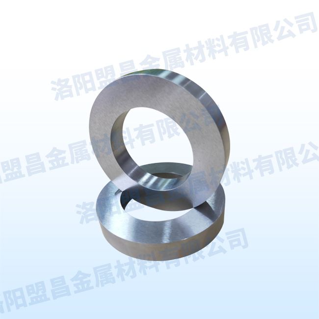 Zirconium ring